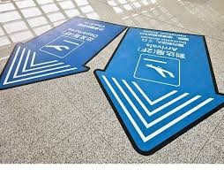 Adesivi calpestabili